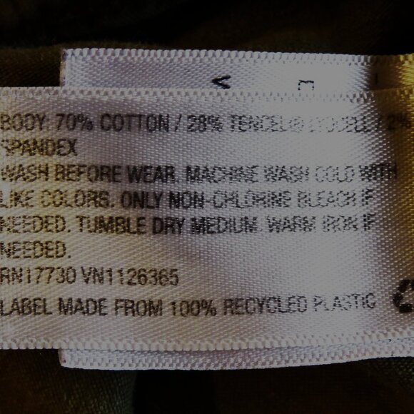 Univeral Thread Green High Rise Skinny Crop Mid Length Shorts Size 00/24R (C370) - Picture 8 of 8